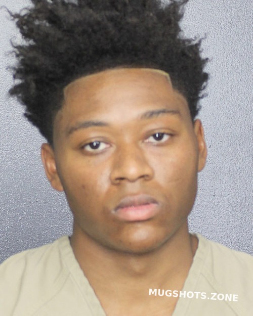 BROWN TYAVIS 05 02 2021 Broward County Mugshots Zone