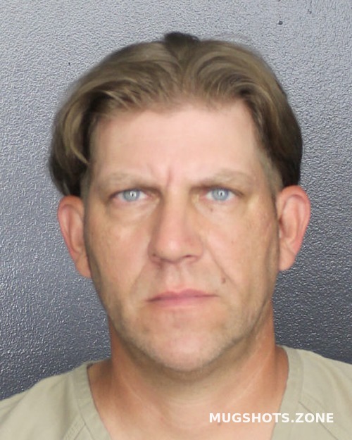 HIGGINS GREGORY JOHN 05 18 2021 Broward County Mugshots Zone