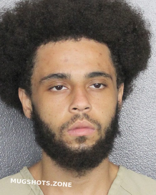 ROBINSON CARLO FRANCISCO 04 12 2022 Broward County Mugshots Zone