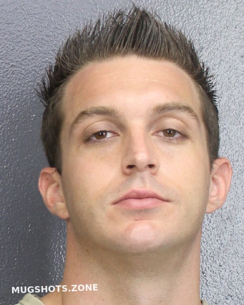 MAXWELL MATTHEW 07 01 2022 Broward County Mugshots Zone