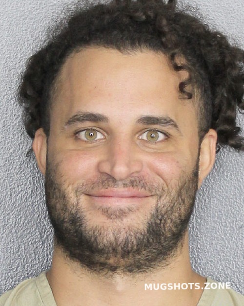 ACEVEDO LUIS OMAR 09 16 2022 Broward County Mugshots Zone