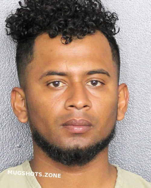 ESCOBAR GONZALES YOSER A 11 17 2022 Broward County Mugshots Zone