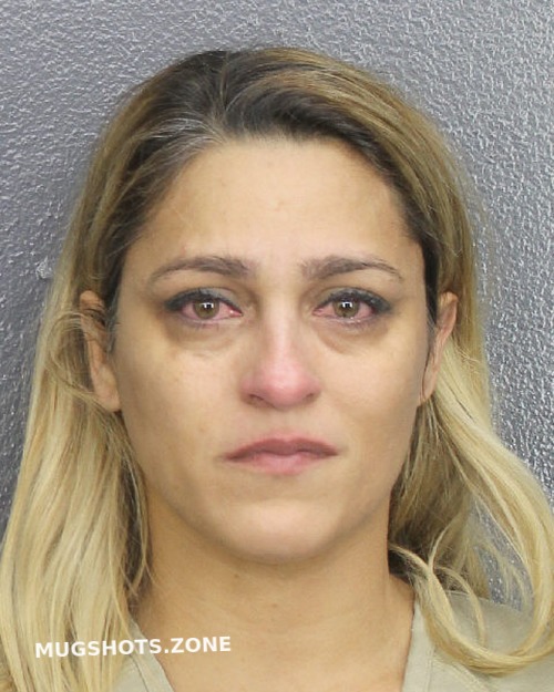 ALVAREZ YOENIA RAMAYO 12 11 2022 Broward County Mugshots Zone