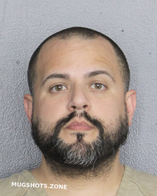 MOORE THOMAS HAMMOND 12 17 2023 Broward County Mugshots Zone