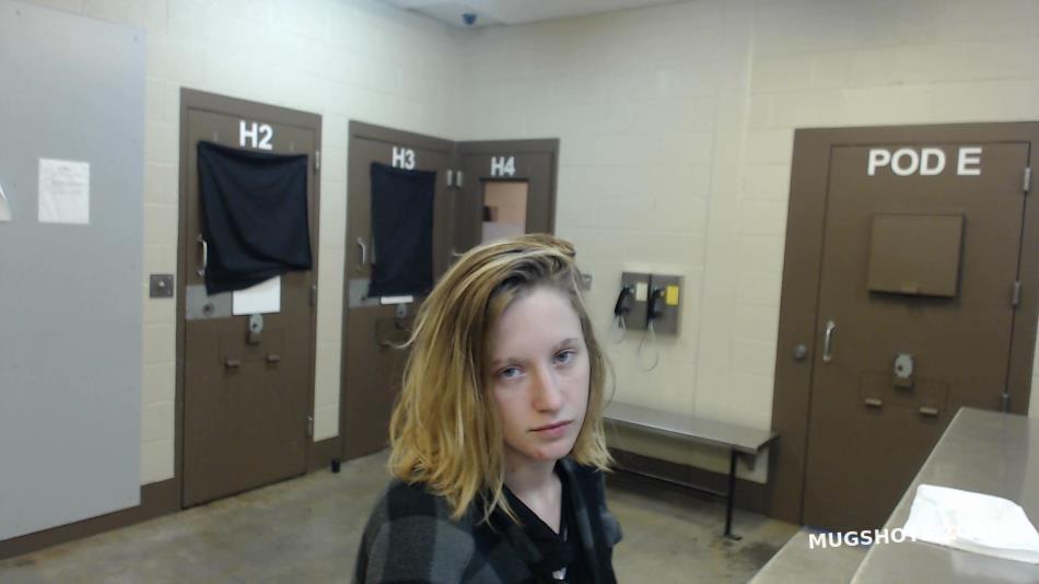 Walker Paige Nicole Cedar County Mugshots Zone