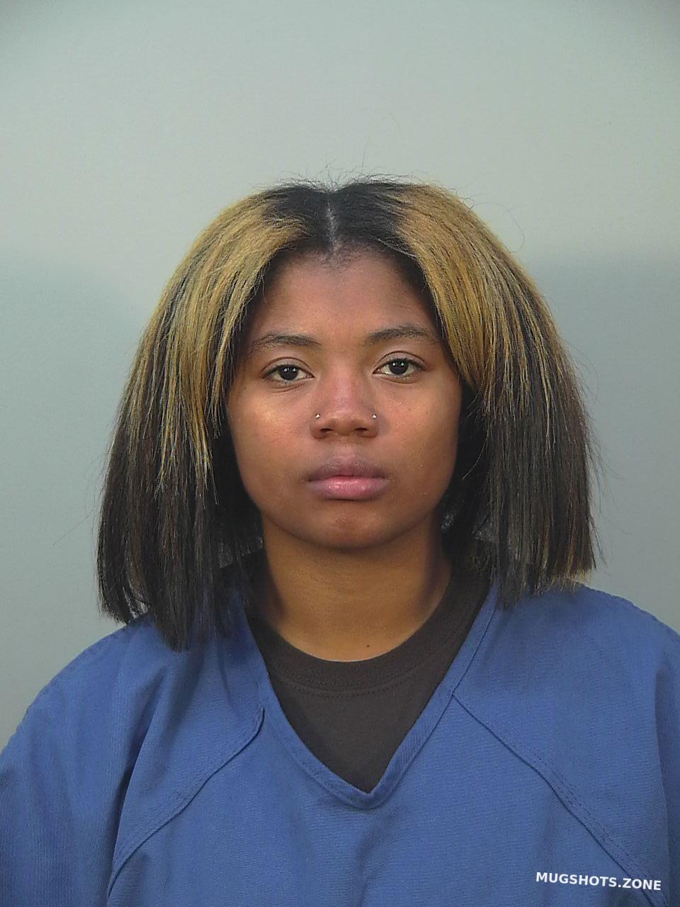 DAVIS SHELEAH YVONNE 11 24 2021 Dane County Mugshots Zone