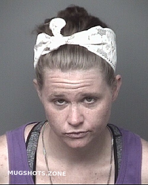 BARGMAN LISA MARIE 09 19 2022 Dubuque County Mugshots Zone