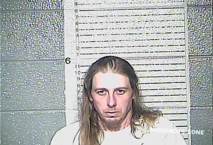 DAVIS DUSTIN ALLEN 06 05 2024 Franklin County Mugshots Zone