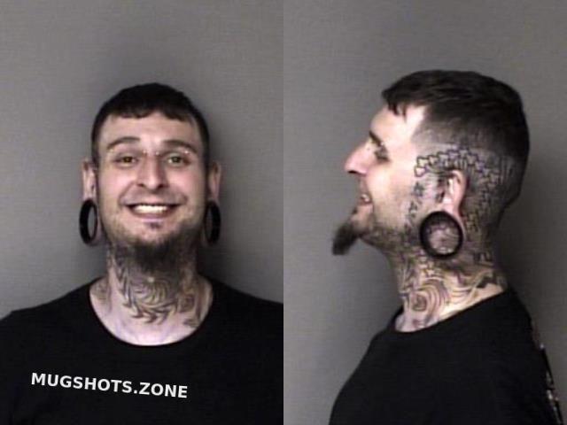 SINCLAIR STEVEN CHRISTOPHER 03 17 2024 Gaston County Mugshots Zone