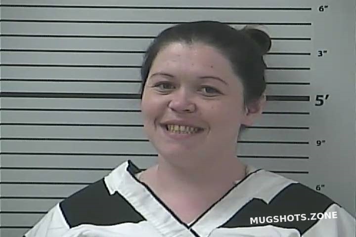 PRIVETT HEATHER MICHELLE 09 02 2022 Hancock County Mugshots Zone