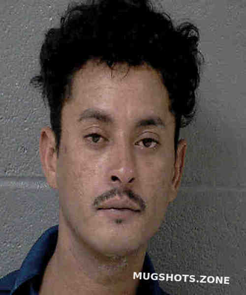 FLORES KEVIN JAVIER 11 03 2021 Mecklenburg County Mugshots Zone