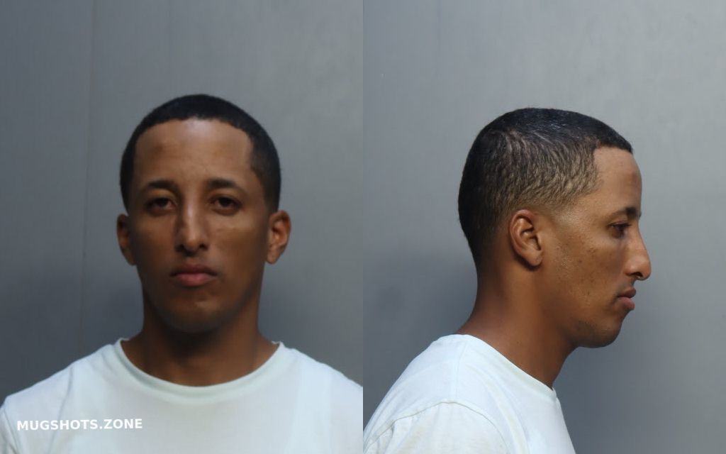 VALLADARES NELSON 09 05 2022 Miami Dade County Mugshots Zone