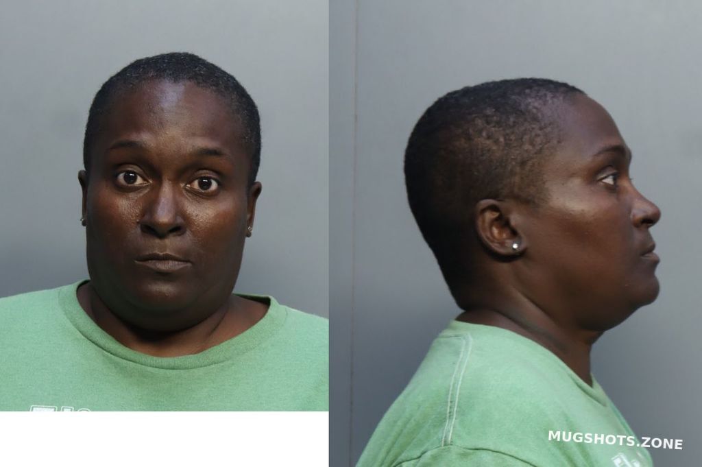 DAVIS LATANYA 09 24 2022 Miami Dade County Mugshots Zone