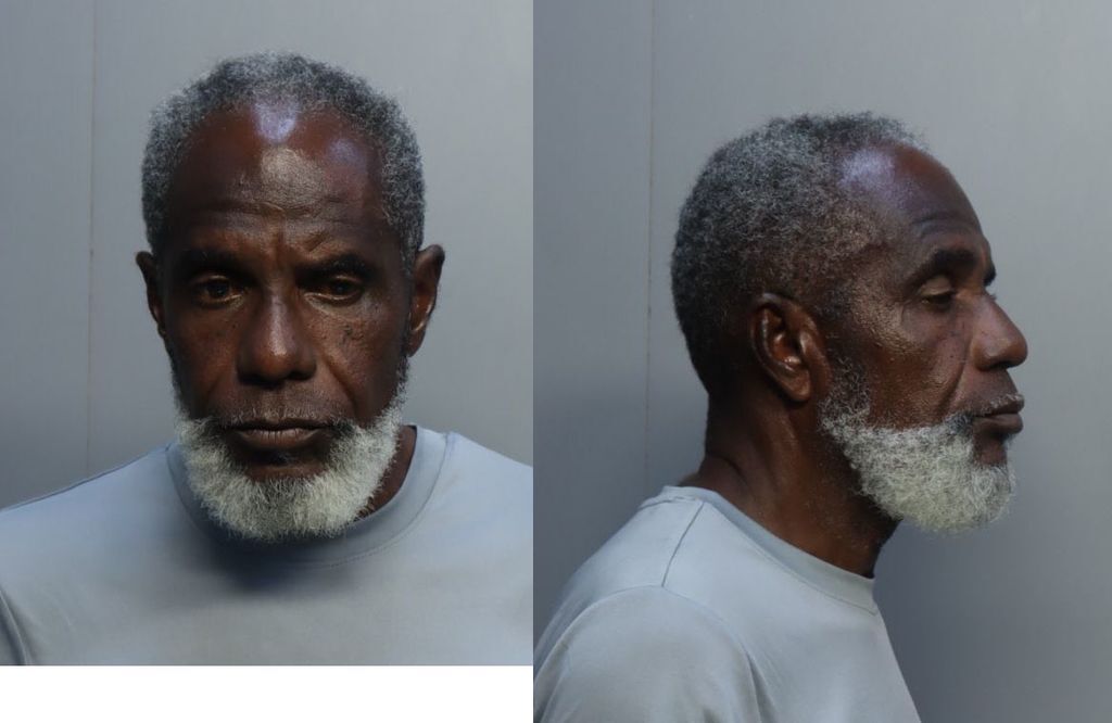 CHAPOTIN JULIO 11 10 2022 Miami Dade County Mugshots Zone