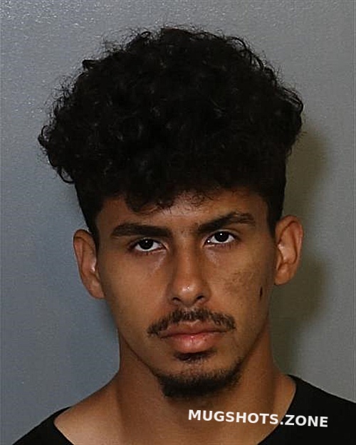 CARLOS GABRIEL DIAZ 05 03 2024 Osceola County Mugshots Zone