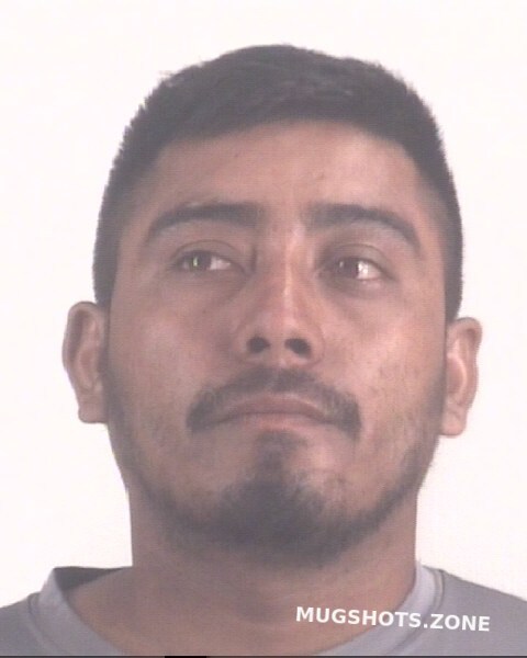 VELAZQUEZ LUIS 05 11 2022 Tarrant County Mugshots Zone