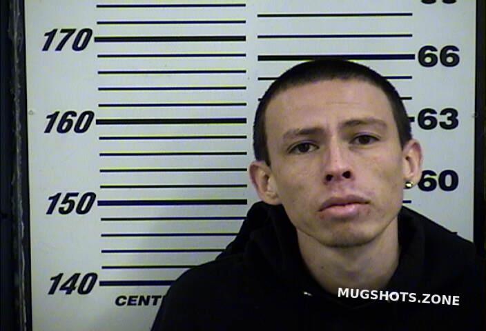 GONZALEZ ESTEBAN 01 22 2022 Valencia County Mugshots Zone