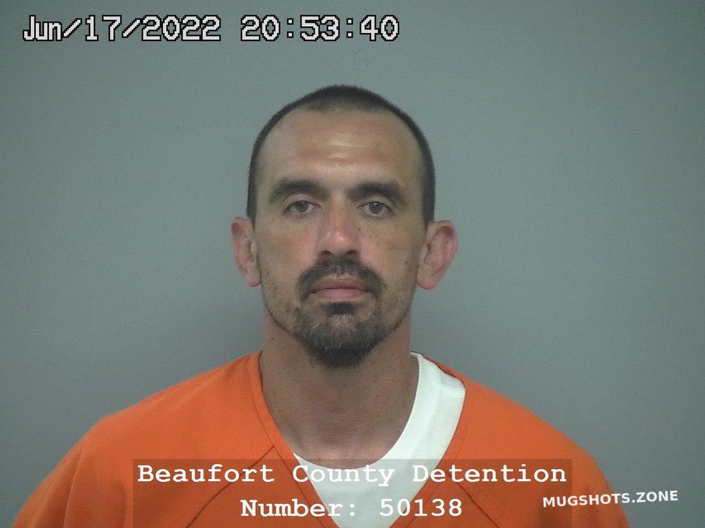 ERIC LEE PETERS 06/17/2022 Beaufort County Mugshots Zone