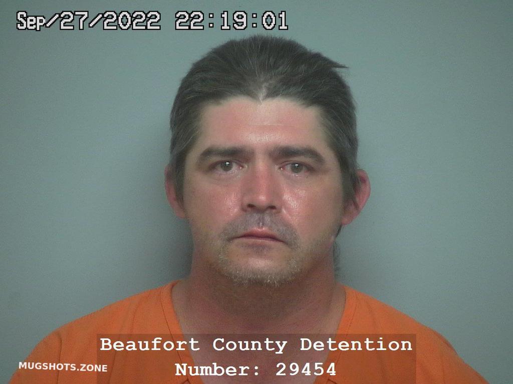 DANIEL RICHARD WALLS 09/27/2022 Beaufort County Mugshots Zone