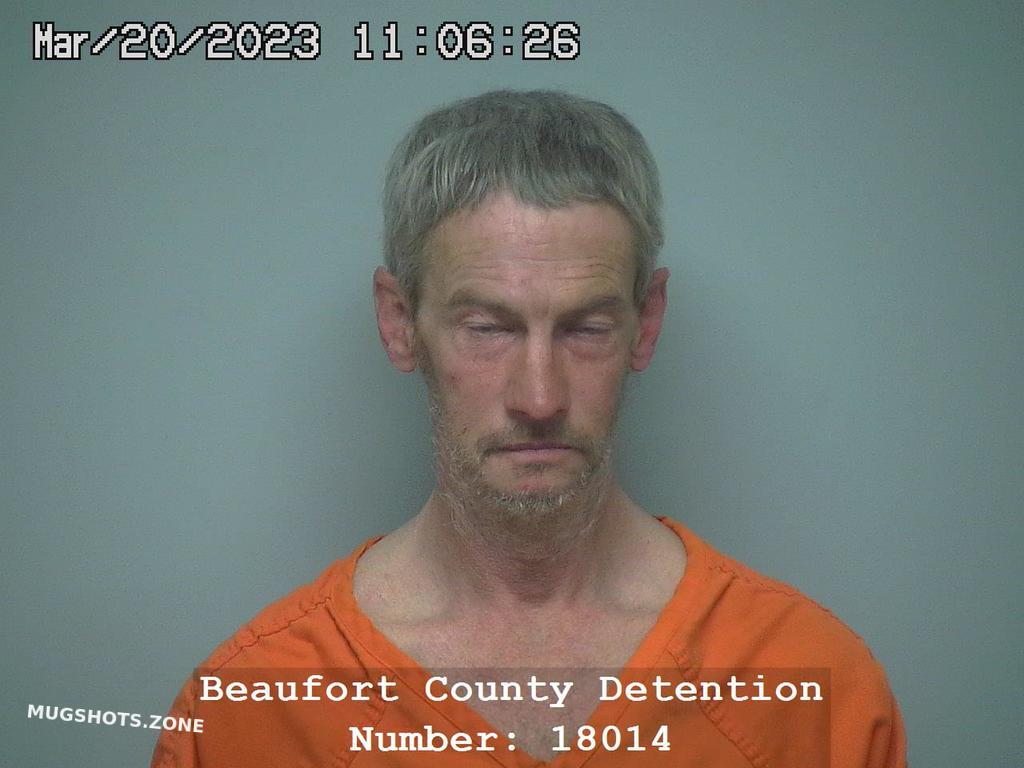 MICHAEL ANTHONY ROBERTS 01/23/2023 - Beaufort County Mugshots Zone