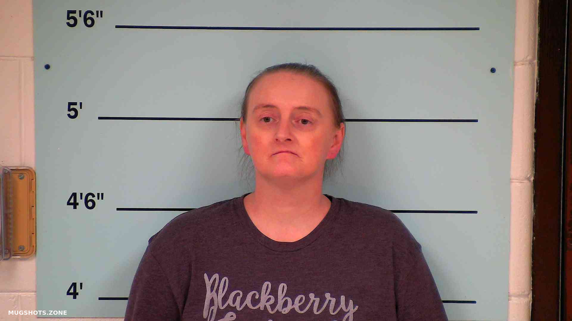 DIXON STEPHANIE 01/05/2024 Bourbon County Mugshots Zone