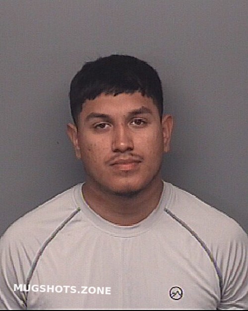 LOPEZ TORRES JUAN RENE 04/22/2023 Brazoria County Mugshots Zone