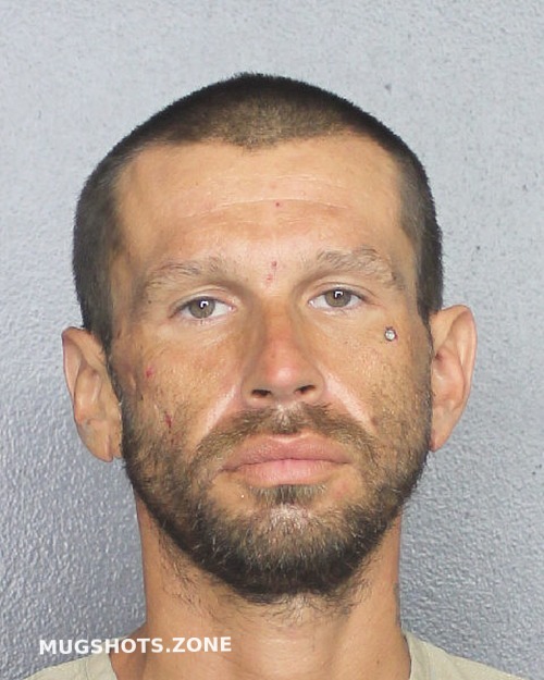 MUNOZ ANTONIO 08/26/2021 Broward County Mugshots Zone