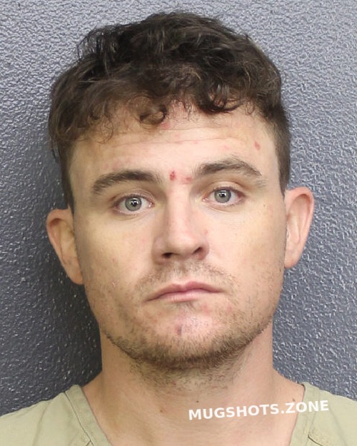 CHAMPAGNE IAN MICHAEL 01/23/2022 - Broward County Mugshots Zone