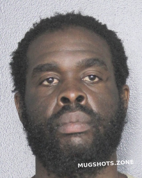 MOISE EMMANUEL ALBERT 02/28/2022 - Broward County Mugshots Zone