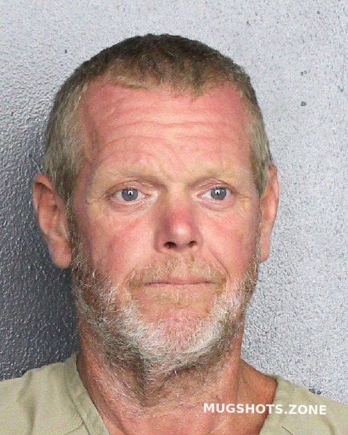 LOOK DANIEL TODD 04/18/2022 Broward County Mugshots Zone