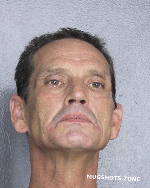 LOCKWOOD RICHARD W 08/12/2022 Broward County Mugshots Zone