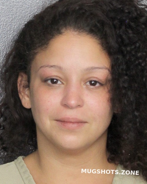 DURAN ERIKA PRISCILLA 08/21/2022 - Broward County Mugshots Zone