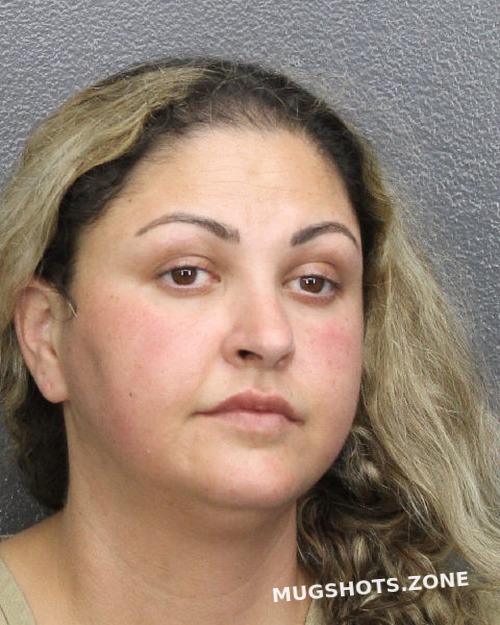 adams-sophia-m-08-27-2022-broward-county-mugshots-zone