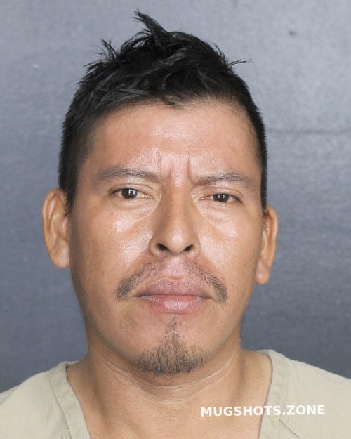 Lopez Juan Perez 09222022 Broward County Mugshots Zone