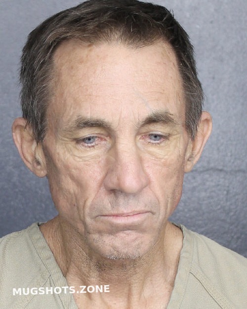 LOFTUS THOMAS 09/30/2022 Broward County Mugshots Zone