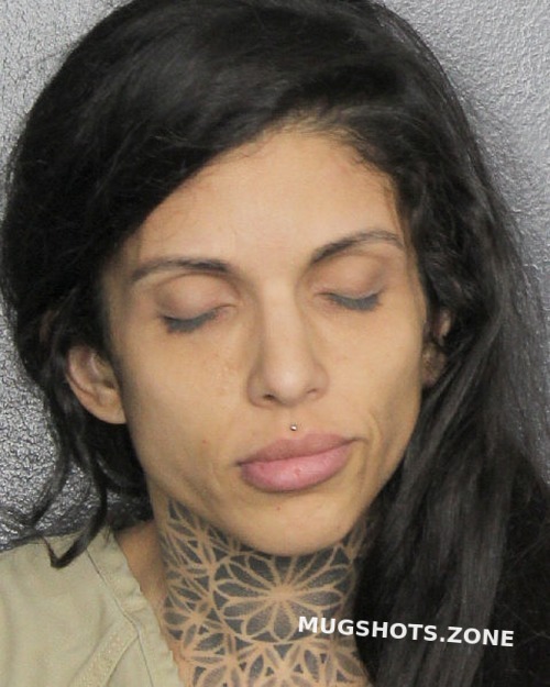 Colon Adriana 10 27 2022 Broward County Mugshots Zone