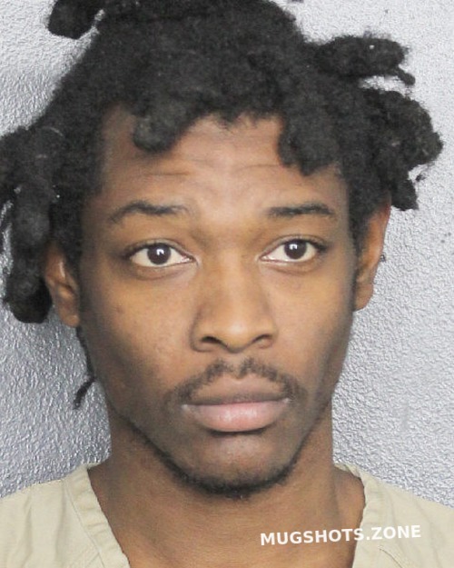 DENNIS JAYSON MAXWELL 11/17/2022 Broward County Mugshots Zone