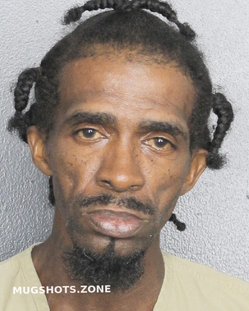 PICKETT ULUSE C 11/17/2022 - Broward County Mugshots Zone