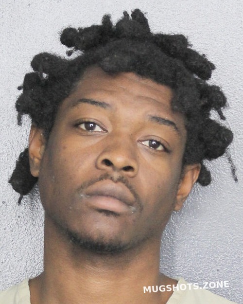 DENNIS JAYSON MAXWELL 11/27/2022 Broward County Mugshots Zone