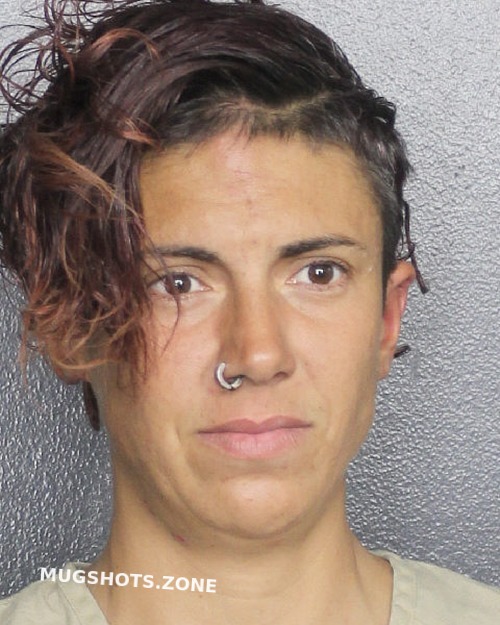 SMITH CHELSIE LOUISA 01/04/2023 Broward County Mugshots Zone