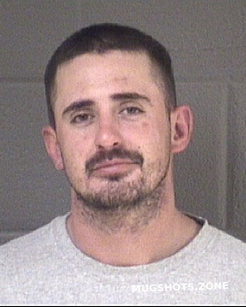 SEARCY DENNIS 01/01/2022 County Mugshots Zone