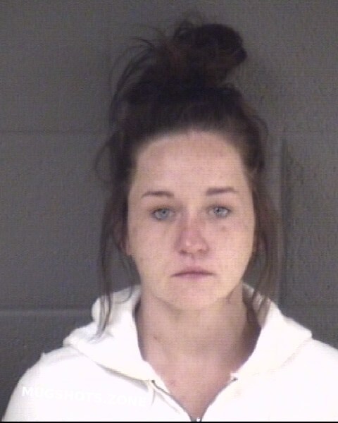 Roberts Shelby Paige 05 01 2022 - Buncombe County Mugshots Zone