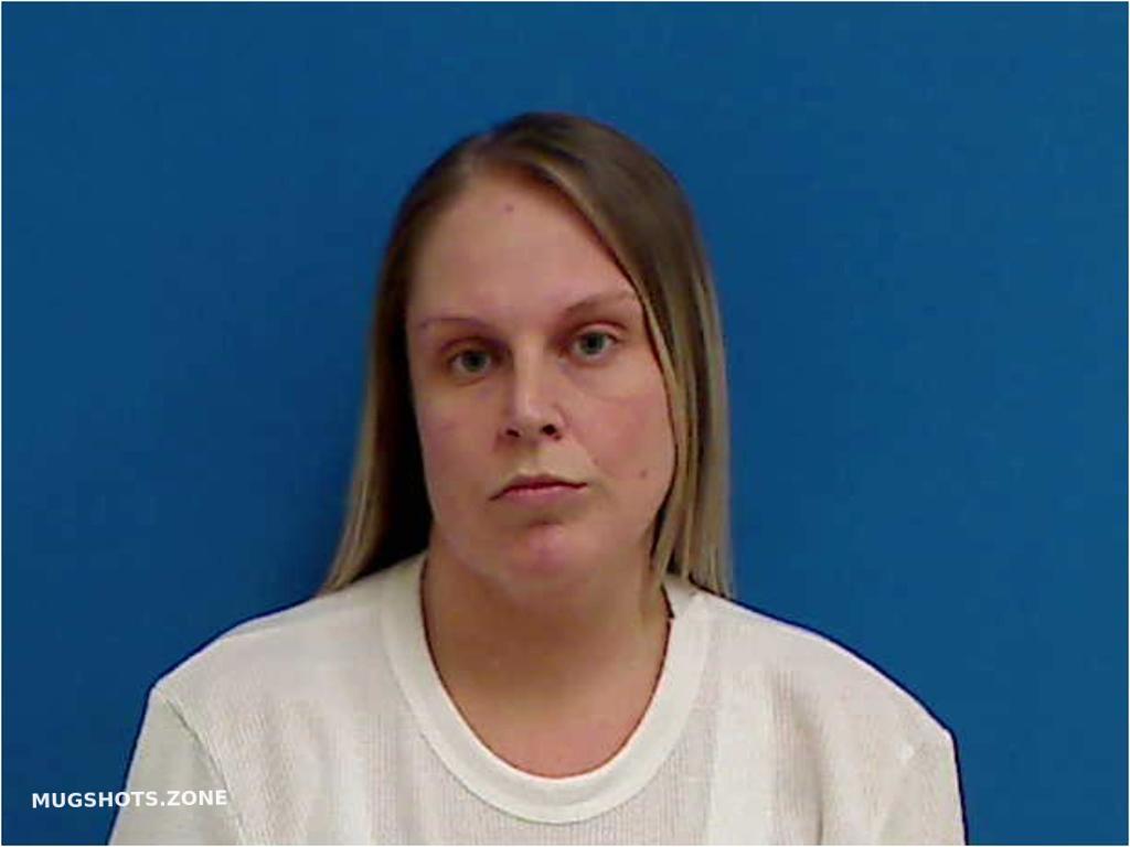 KELLY BRANDY NICOLE 04/29/2022 Catawba County Mugshots Zone