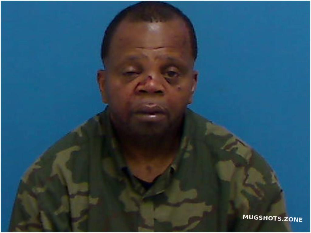 ROBINSON JR BEN WALLACE DEAN 10/25/2023 Catawba County Mugshots Zone