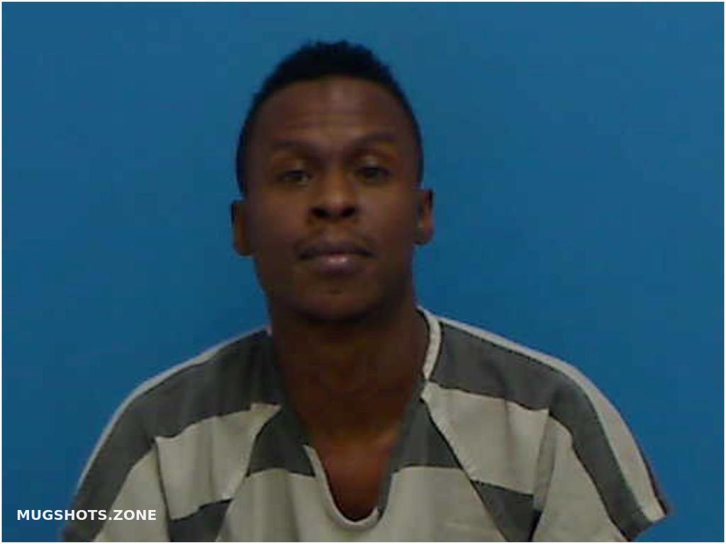 TUCKER NIACHECE TYRONE QUAYSHON 11/10/2023 Catawba County Mugshots Zone