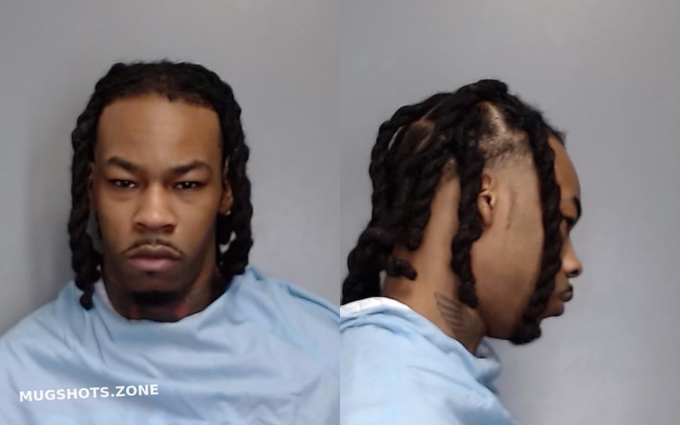 HOLT HARVEY SHAQUILLE 01/28/2023 Champaign County Mugshots Zone