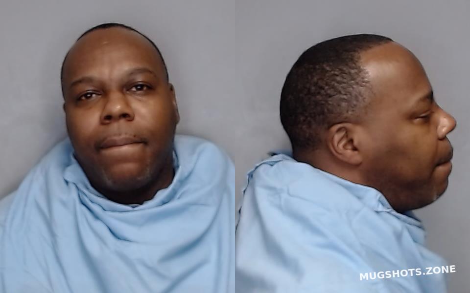 WHITE KALVIN LAVELL 02/28/2023 Champaign County Mugshots Zone