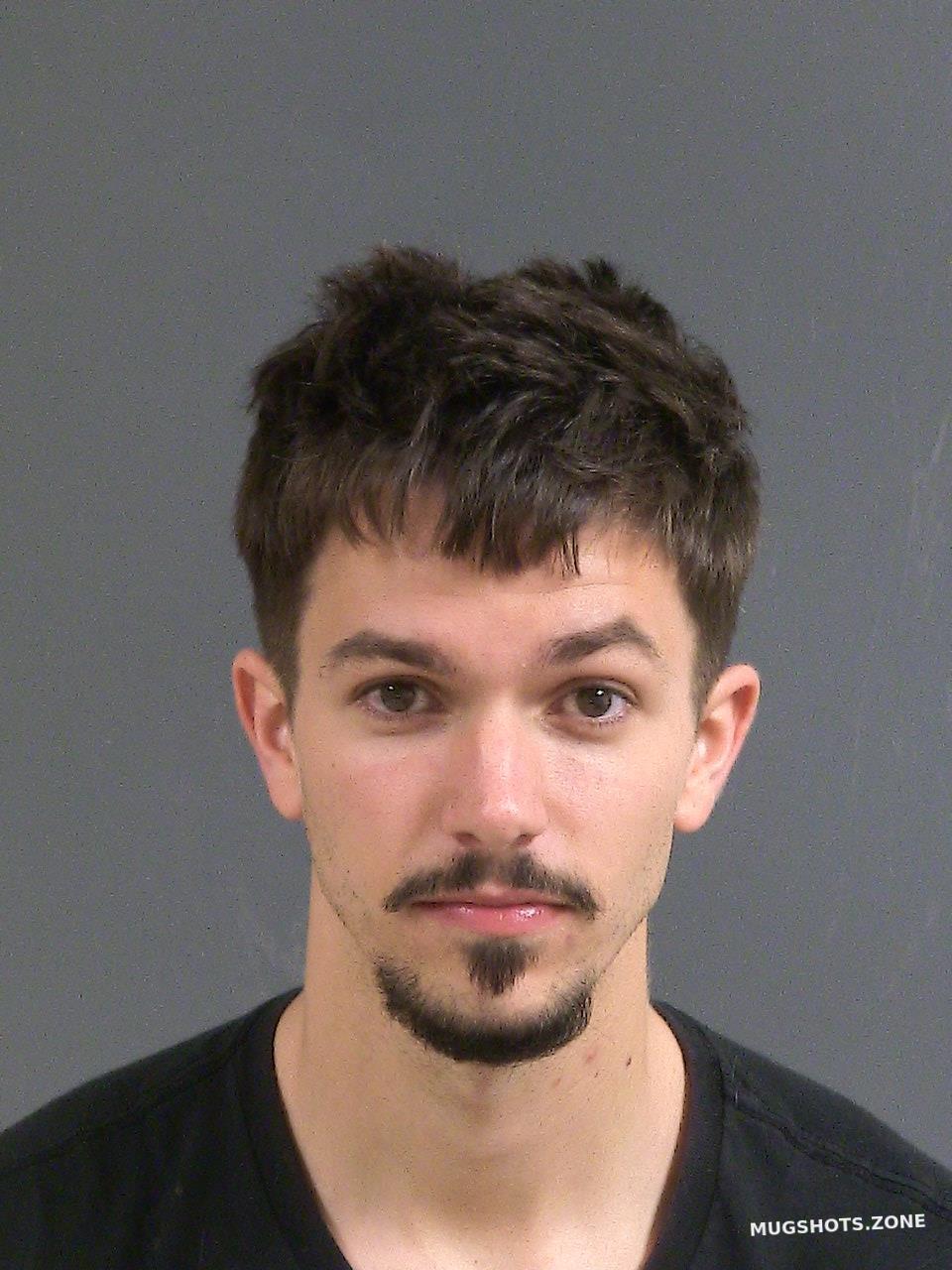 MULLINS DYLAN SCOTT MENDOZA 09/30/2022 Charleston County Mugshots Zone