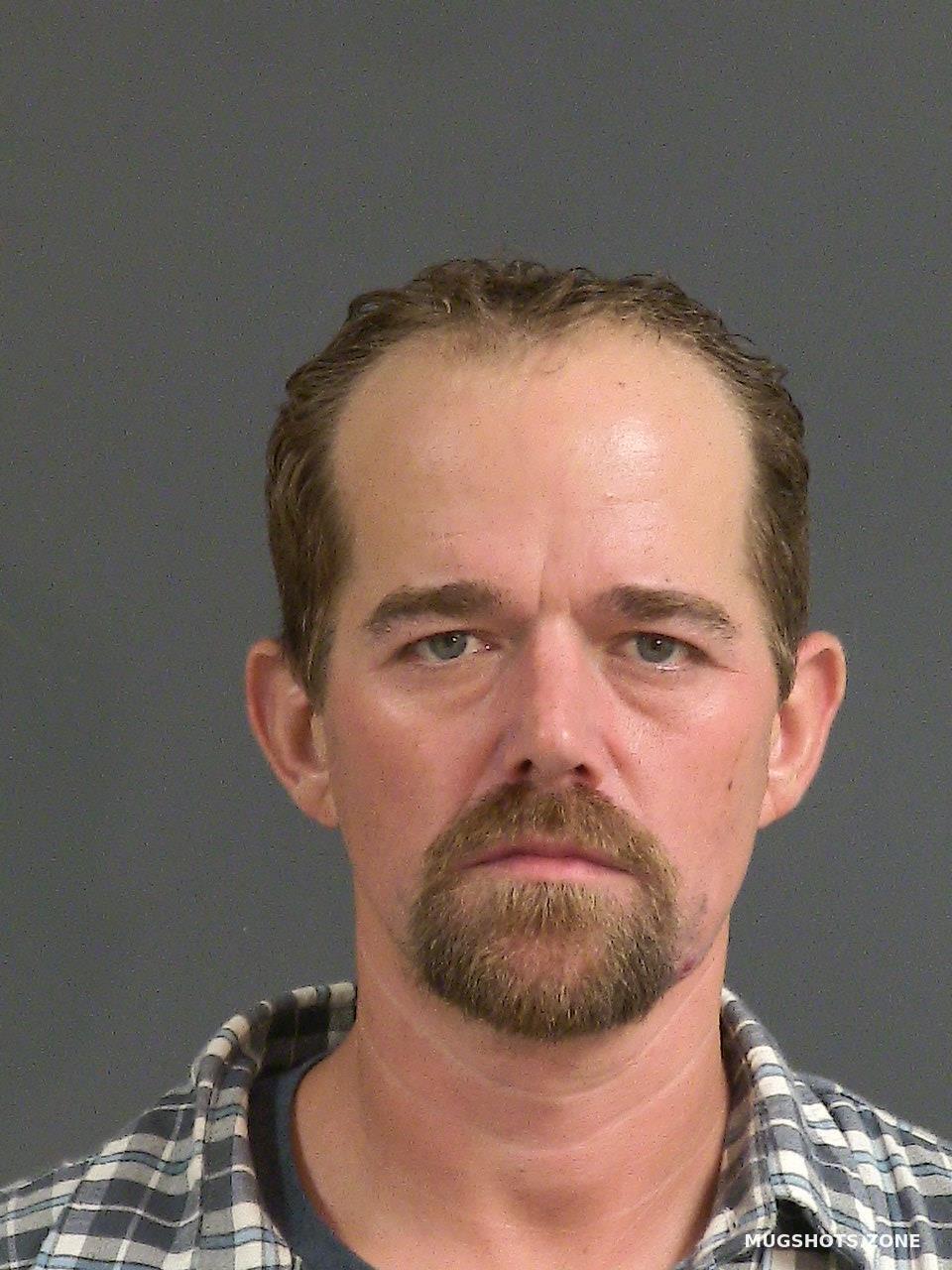 EAKER JOSHUA CHARLES 10/03/2022 Charleston County Mugshots Zone