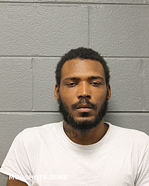 CHRISTOPHER A QUARLES 11/12/2021 Chicago Mugshots Zone